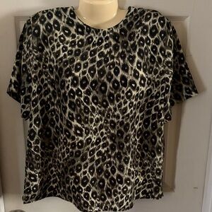 Animal Print Short Sleeve top
